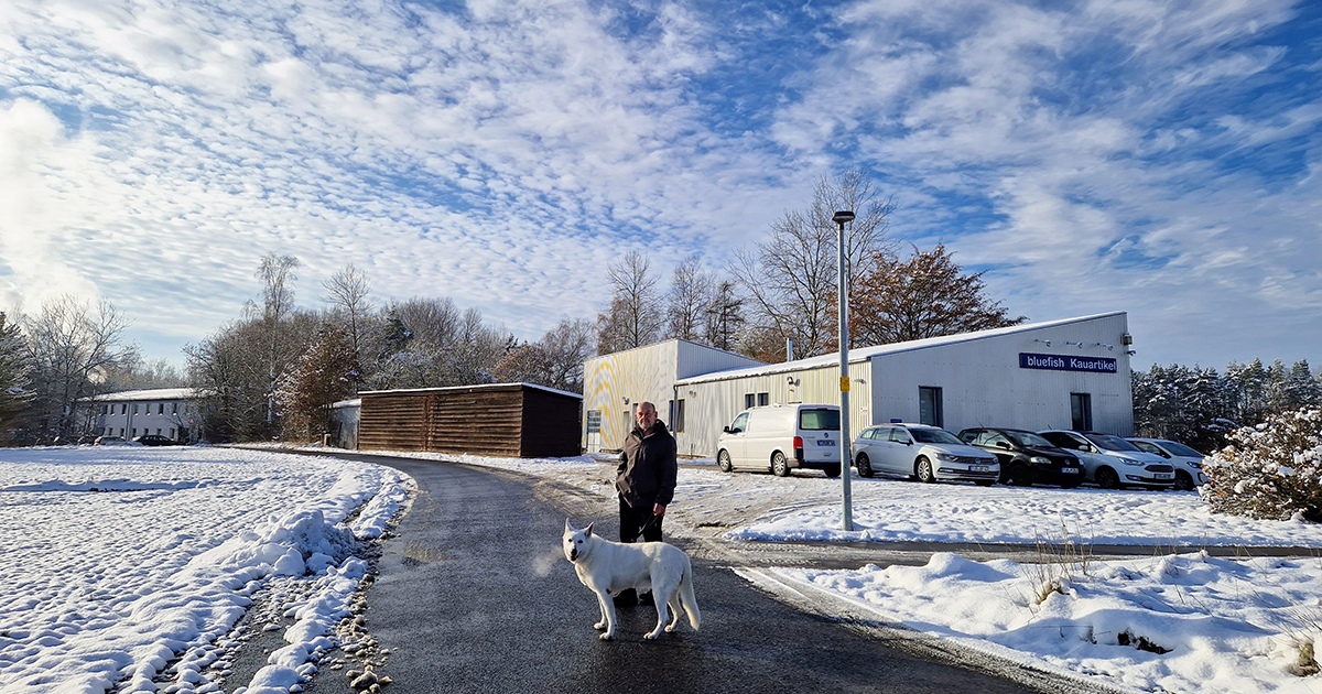 Betriebsgebäude von bluefish Kauartikel in Tirschenreuth im Winter